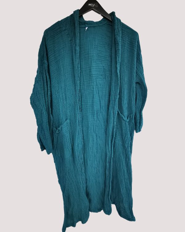 Türkiser langer Boho Kimono mit Kapuze und aus kuscheliger Gauze Cotton Baumwolle 