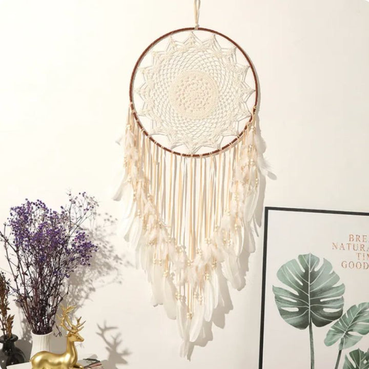 Boho Spirit Traumfänger Dreamcatcher mit langen Hängern und Federn mit Perlen am Enden 