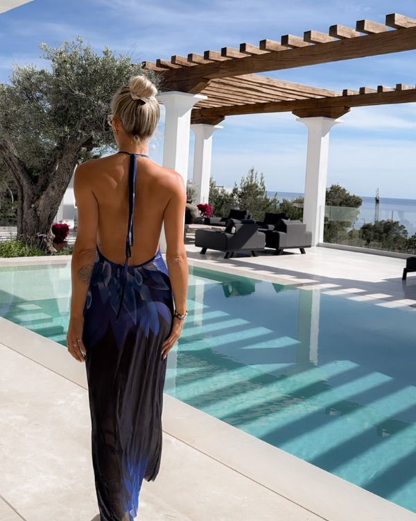langes blau schwarzes Damen Kleid mit offenem Rücken - Sommerkleid in Mesh