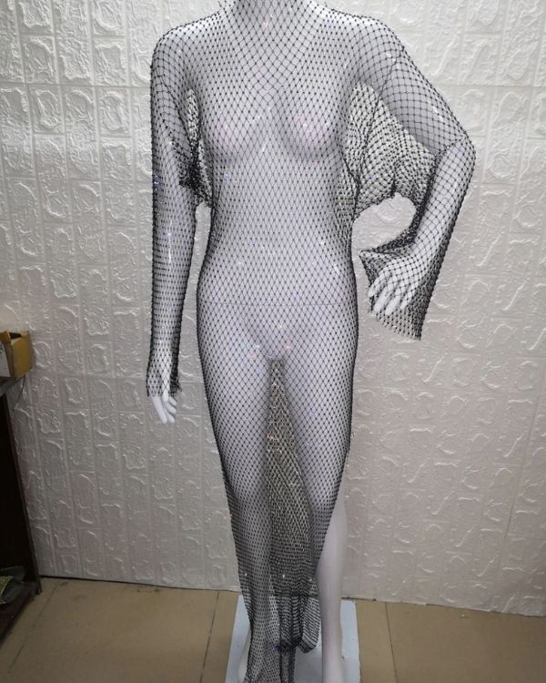 langes transparentes Glitzer Netzkleid mit langen Ärmeln und Schlitz auf der Seite des Kleides 