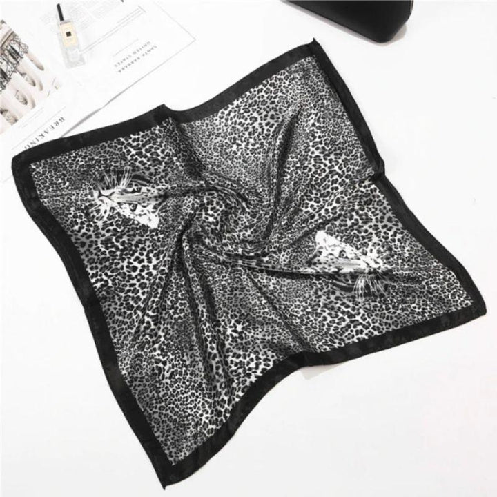 Quadratisches Foulard Animal Print Bandana Tuch - Schwarz weisse elegante Bandanas online kaufen 