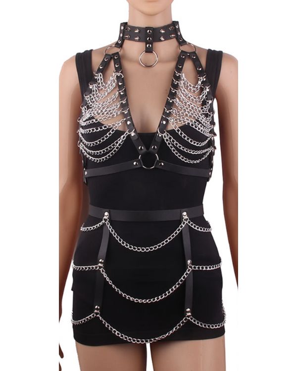 Harness Fetisch Festival Set aus Ketten Gurt und Oberteil mit Nieten Choker und Ketten verbunden