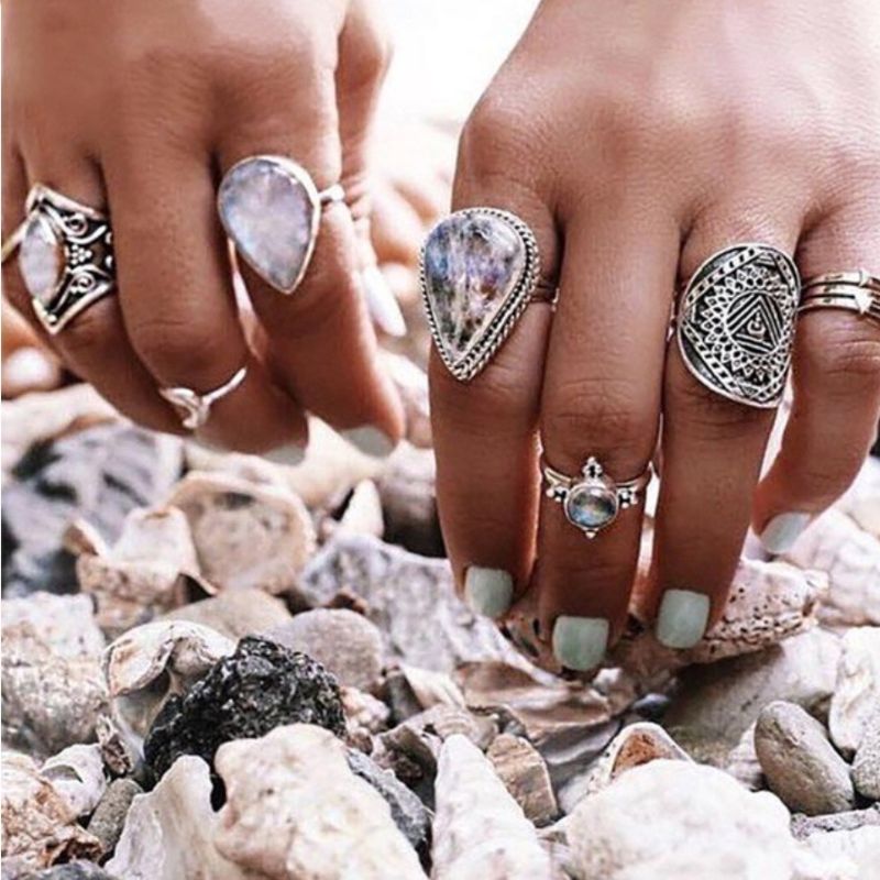 Boho Modeschmuck Ring Set aus grossen Edelstein Ringen und weiteren Hippie Boho Designs 