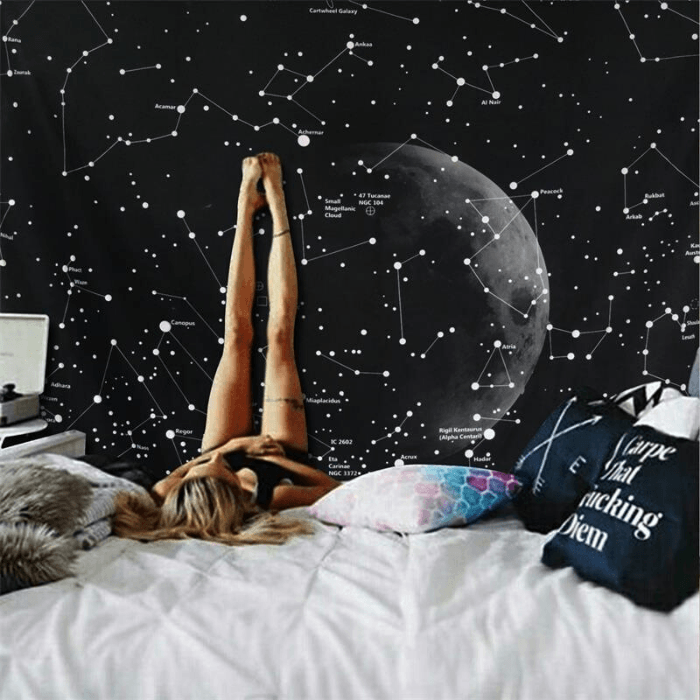 Tuch The Universe