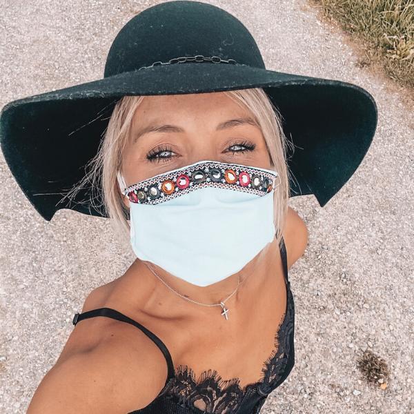 Stoffmasken Textilmasken kaufen Schweiz Corona Virus | Gesichtsmaske in vielen Farben  | Baumwolle und Seiden Masken | Designer Covid-Schutz Masken