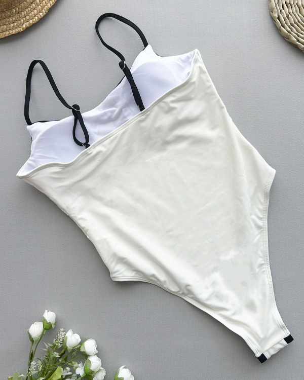 Marbella Muse – Badeanzug für elegante Beach-Days