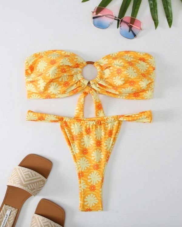 gelbes Bandeau Bikini mit Blumen Motiven 