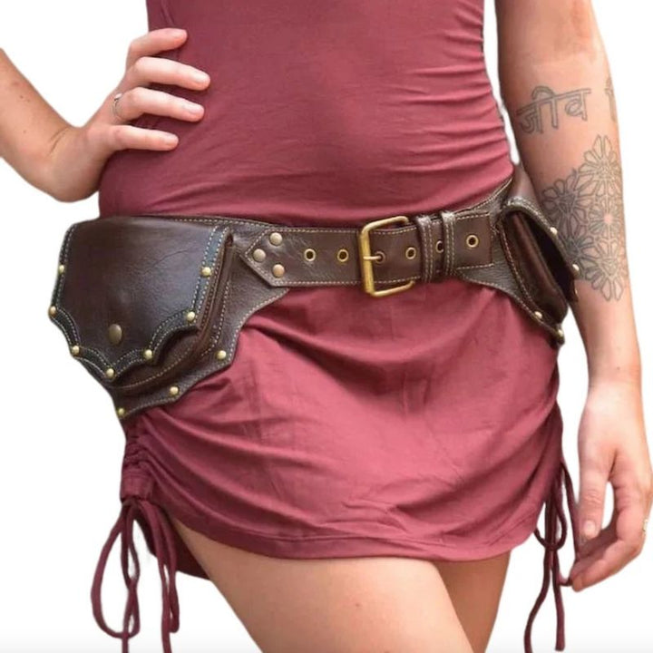 Hippie Boho Gürteltasche, Bauchtasche mit Gurt und diversen Taschen auf den Seiten 