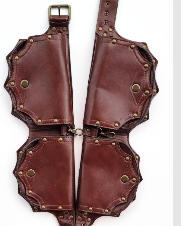 Kunstleder Hippie Bauchtasche aus 4 diversen Taschen am Gürtel 