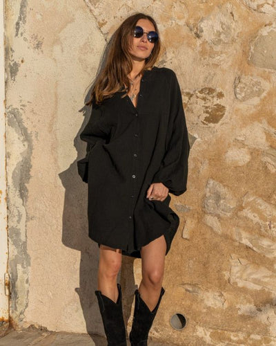 schwarze lockere Baumwolle Bluse im Oversize Schnitt mit goldener Aufschrift See you Karme