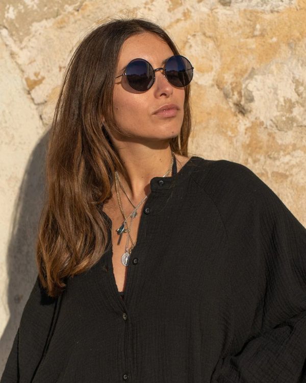 schwarze lockere Oversize Bluse mit goldener Karma Aufschrift - Damen Baumwolle Bluse 