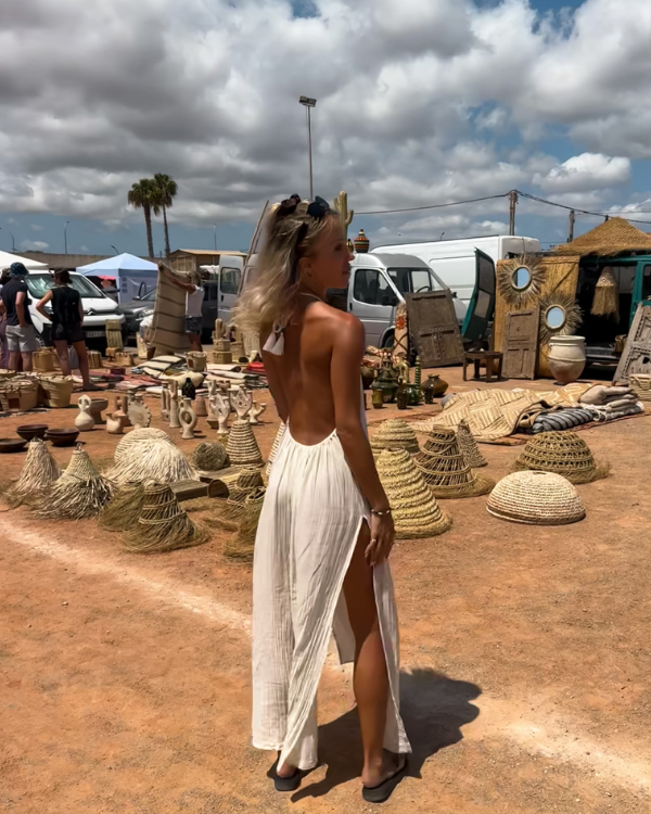 Boho Strandkleid mit offenem Rücken und Neckholder 