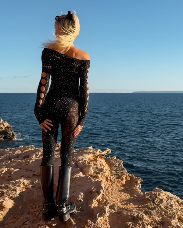 schwarzer Einteiler Damen aus Strumpf Stoff mit Cut-Outs und Glitzer Steinen 