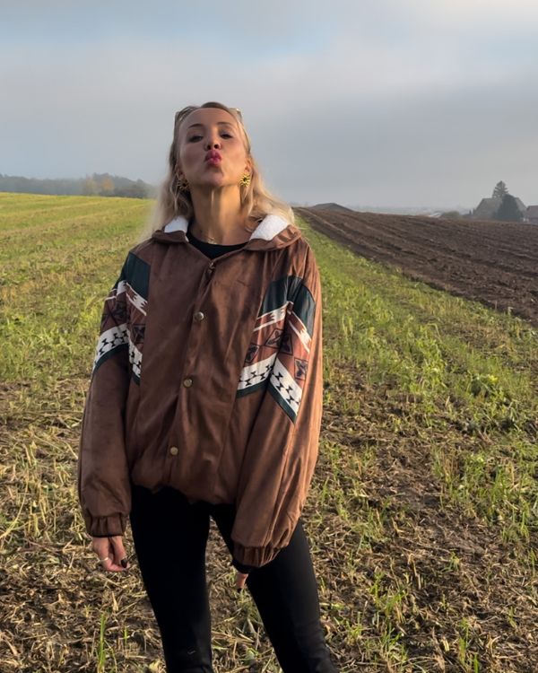 Boho Herbst Jacke mit Kragen und Ethno Muster und Plüsch 