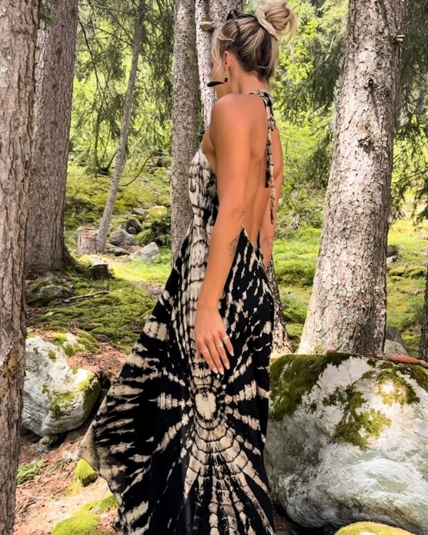 langes Boho Batik Hippie Kleid im mystischem Look - Schwarz-beige Batik Tie Dye Style 