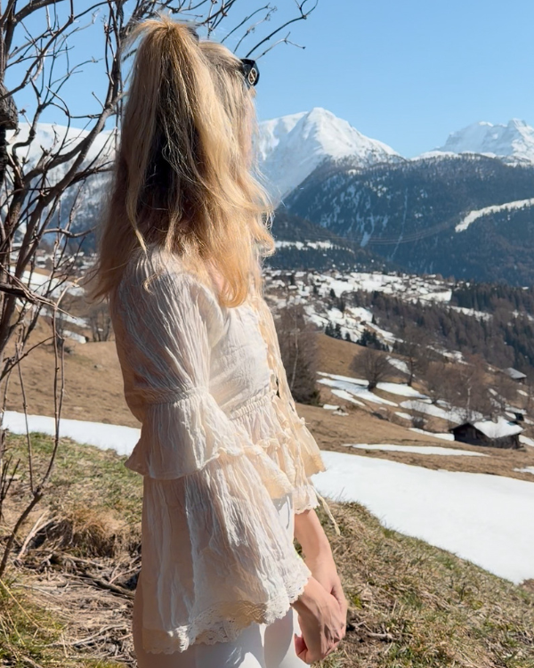 Ibiza Outfit Damen mit Boho Top