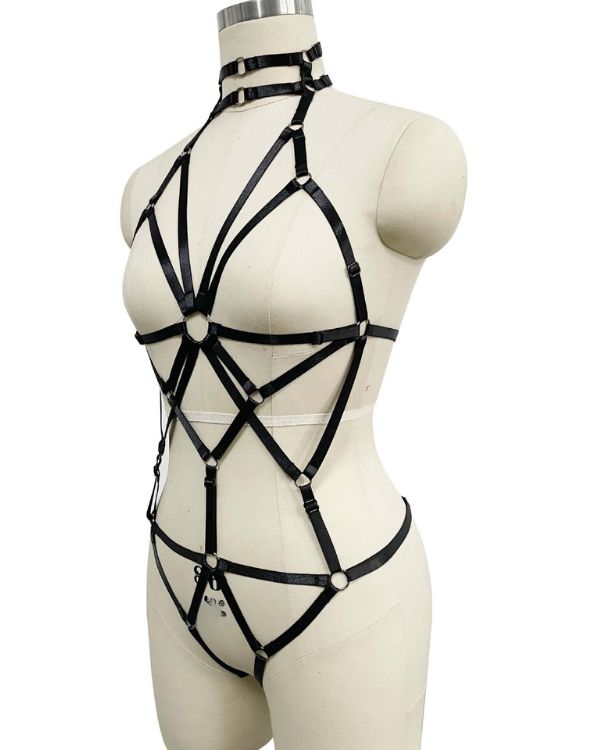 heisser Kinky Bodysuit aus Riemen - Bondage Streifen Straps Body in schwarz 