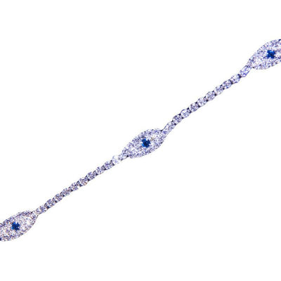 Detailreiches Schmuckstück: Silberne Choker-Halskette mit Auge-Symbolen und Glitzer-Steinen