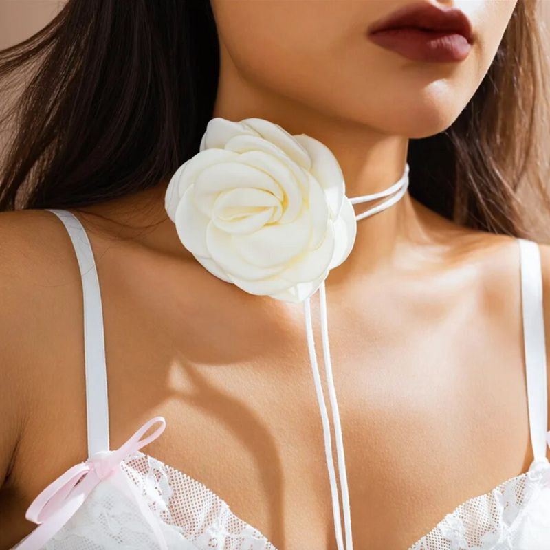 Rosen Choker The Elegante Rose