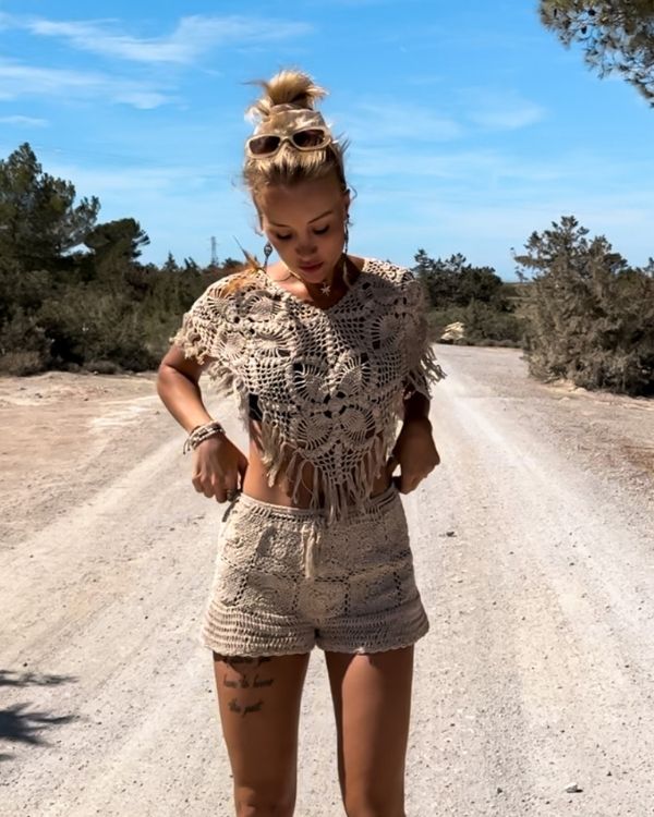 Boho chic shorts top