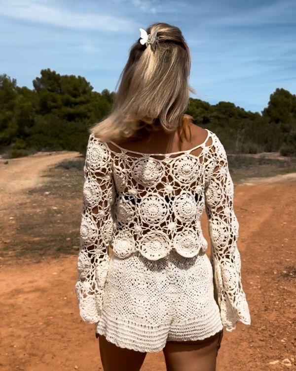 Weisses Crochet Shirt Fiorina mit Blumenhäkelei