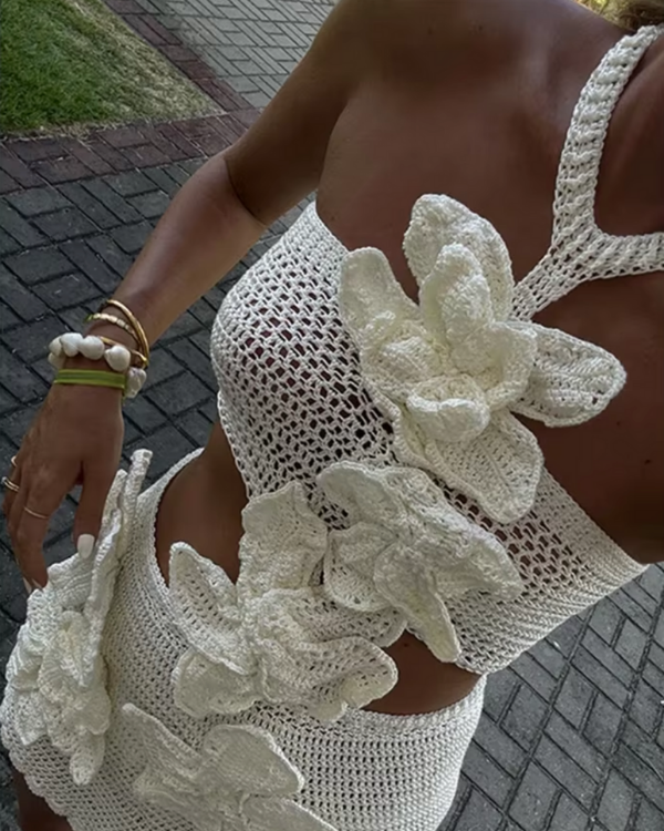 Sommerliches Fashion-Statement mit Häkelspitze & Blumen