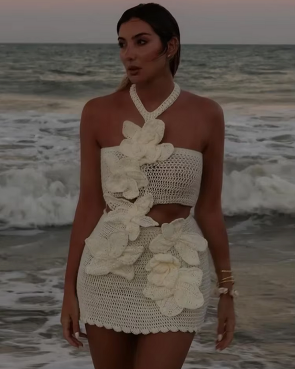 Festival- oder Beachlook mit gehäkeltem Flower-Dress