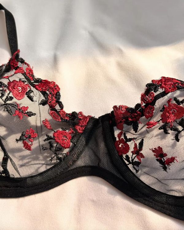schwarzer Mesh BH transparent mit roten Blumen Motiven 