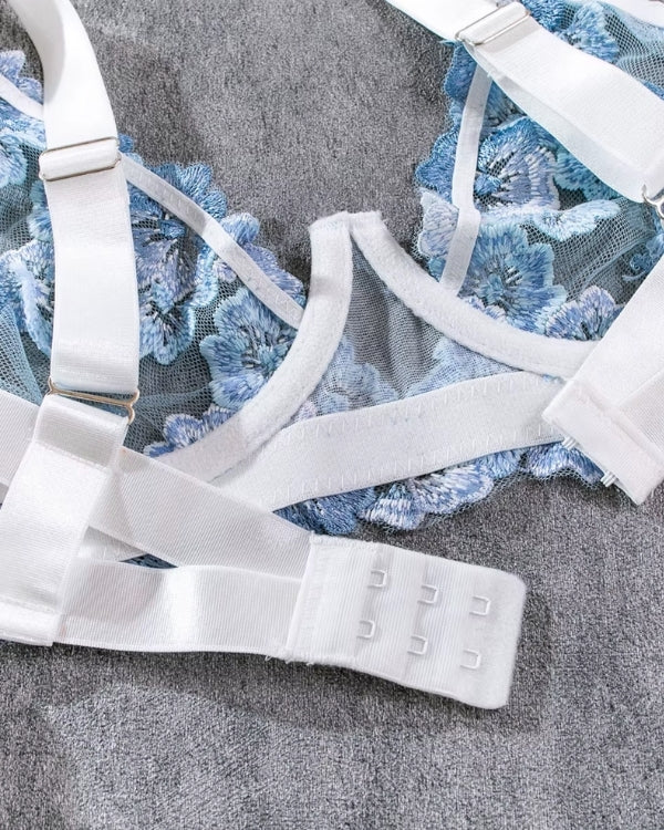 Bügel BH mit breiten weissen Trägern und transparentem Blumigen Stoff 