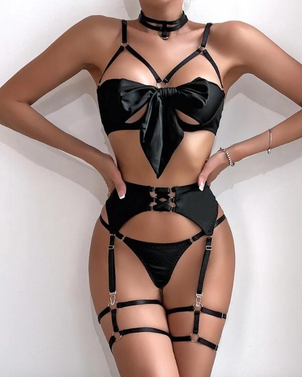 schwarzes Dessous Set aus BH, String und Strapsen Halterung - Harness Bondage Look Dessous Lingerie 