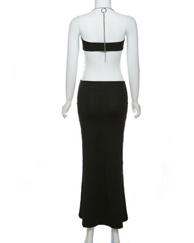 Rückenfreies schwarzes Damen Kleid mit Ketten auf der Vorderseite - Festival Look Kleid 