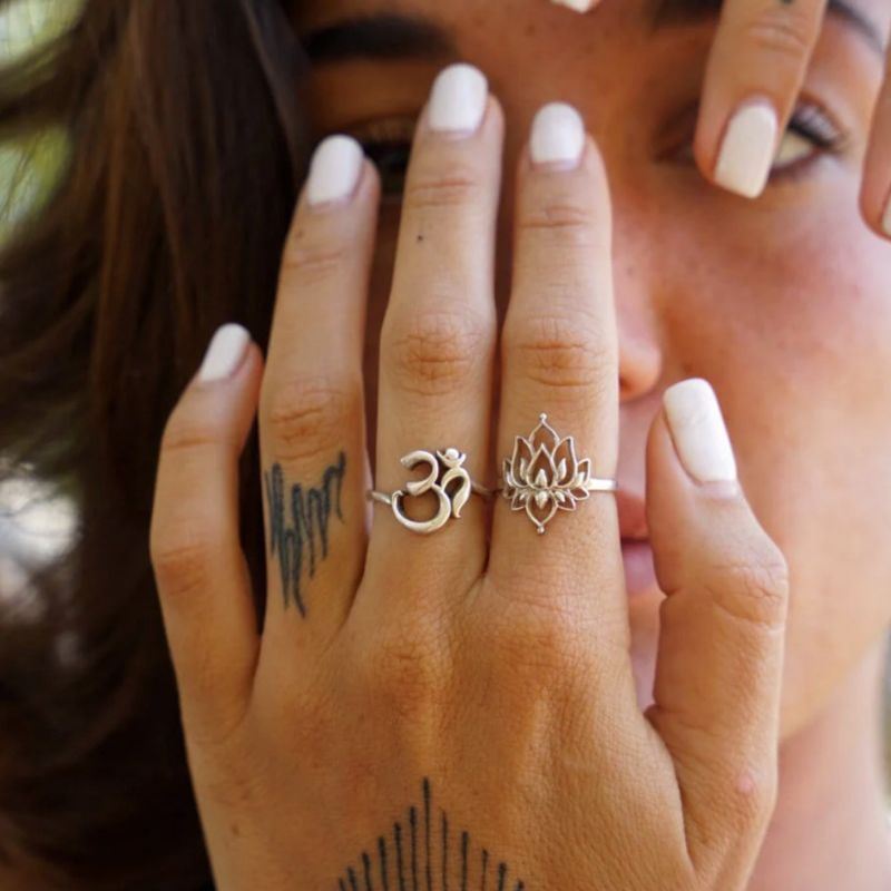 Fingerring The Power of Om