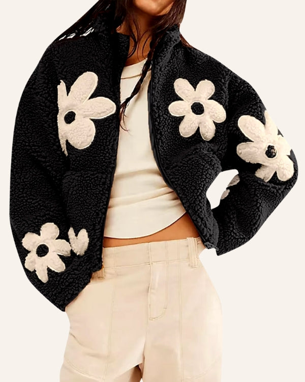 Warme und kuschelige schwarze Fleece Jacke mit Blumen Motiven - Flowerpower Fleece Plüsch Jacke 