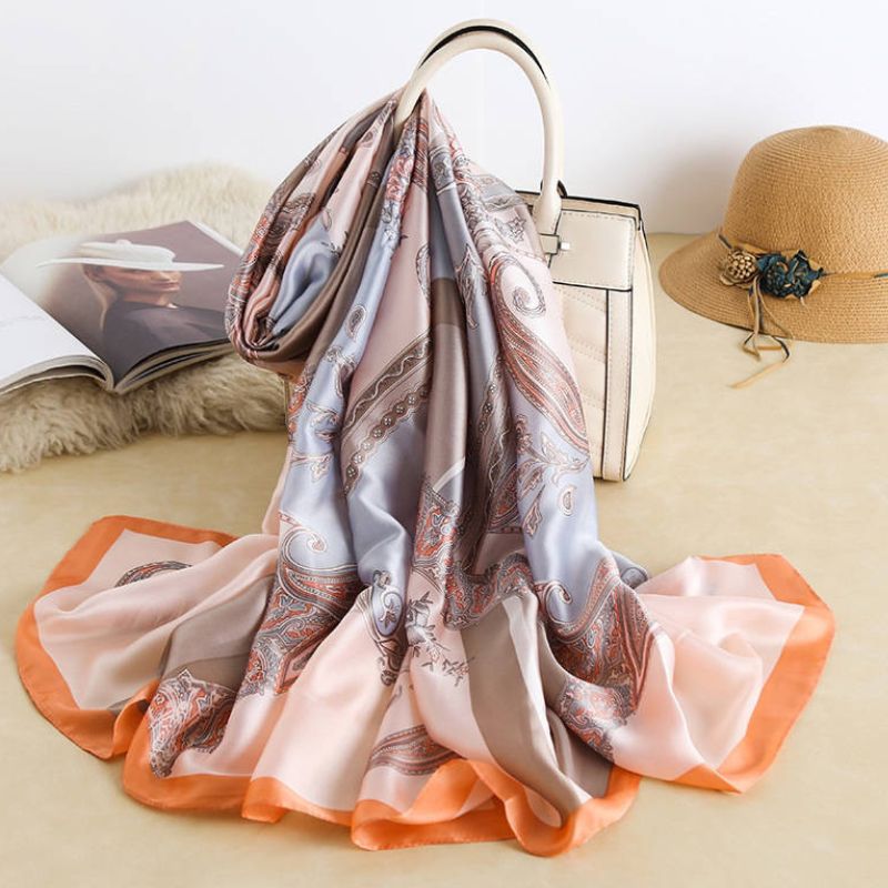 Elegantes Damen Foulard in orange hellblau mit Paisley Floral Print