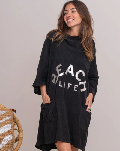 Schwarzer Frottee Poncho Kleid mit silberner 'Beach Life' Aufschrift - Kapuzen Strand Poncho aus Frottee 