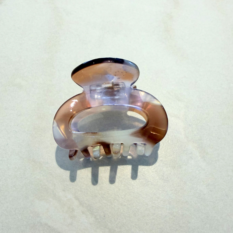 kleine schlichte Haarklammer in braun blau 