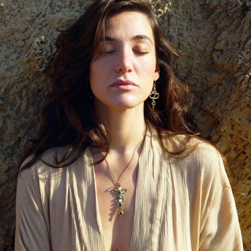 Schlange Schwert mit Chakra Steinen - Spiritueller Schmuck online bestellen 