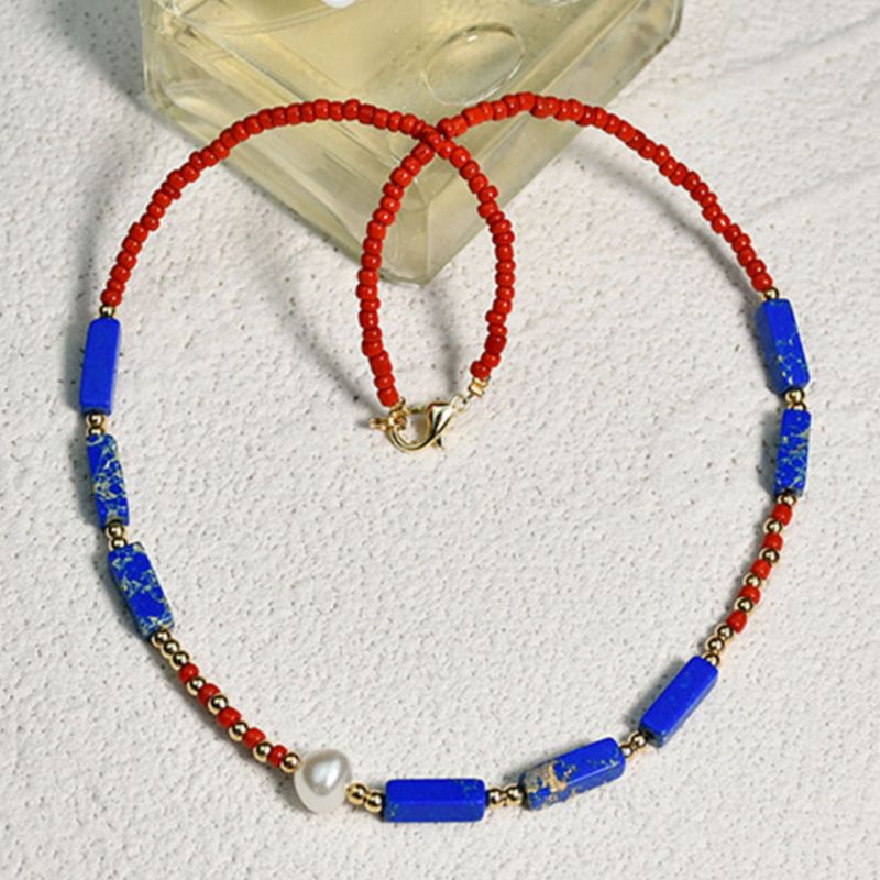 Stilvoller Farbkontrast: Rote und blaue Perlenkette | Damen Boho Halskette 