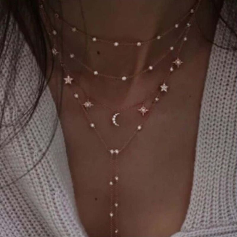 Halsketten Set aus diversen feinen Ketten mit Stern und Mond Symbol 
