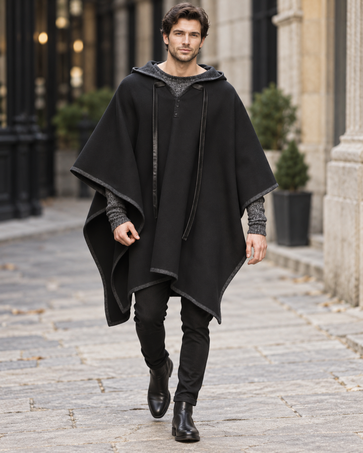 Schwarzer eit geschnittenes Herren-Cape mit kontrastierenden Einfassungen
