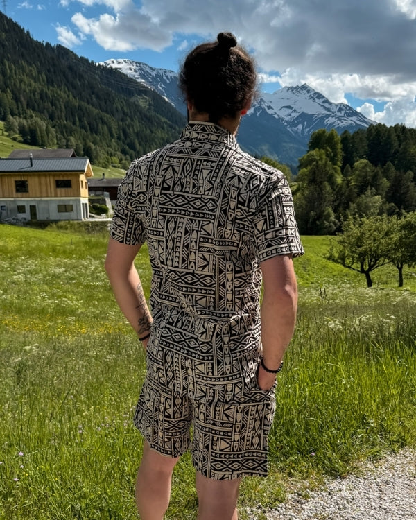 Modernes Baumwolle Herren Set aus kurzer Hose und passender Bluse Hemd mit kurzen Aermeln - Geometrische Muster Ethno Hippie Männer Bluse 