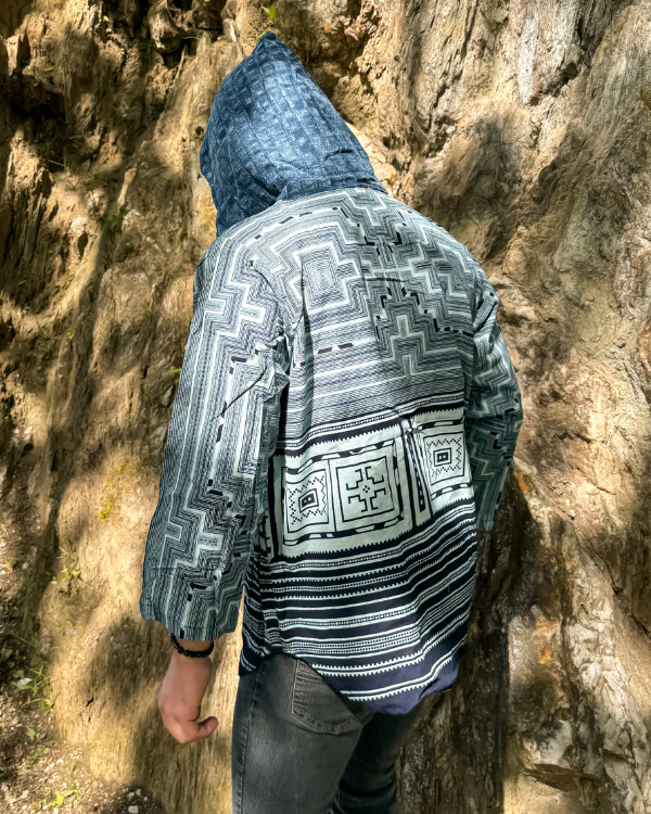 Jean Look Herren Kapuzenjacke Shirt mit geometrischen Mustern 