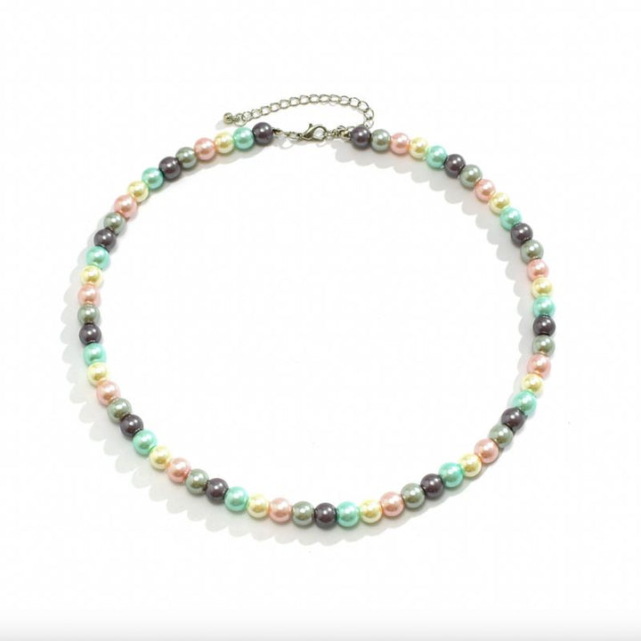 Perlenkette Halskette aus Kunstperlen und farbigen Perlen in Rosa und Grün Tönen 