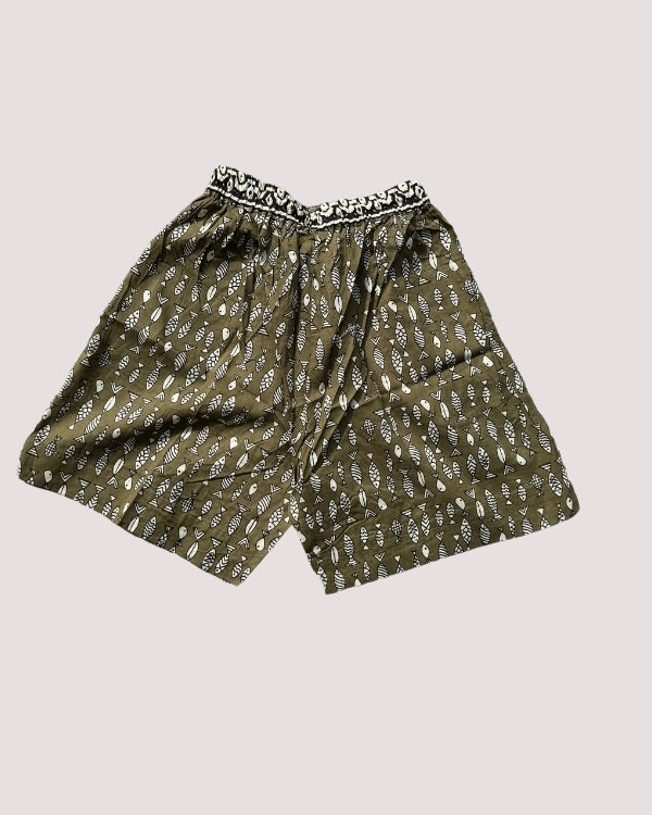 Kurze Hose Shorts für Herren mit Fisch Muster - Grüne Boho Männer Hose 