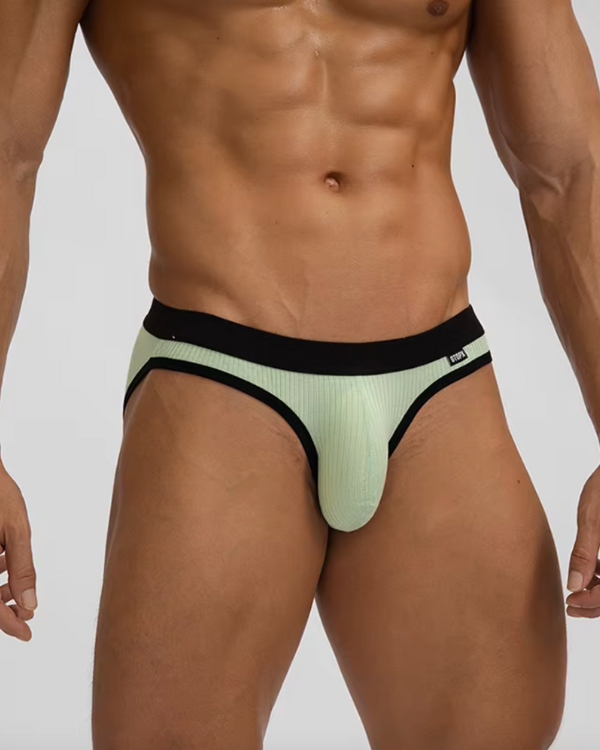 Basic Herren Slip in hellgrün mit kontrastfarbenem Elastikbund