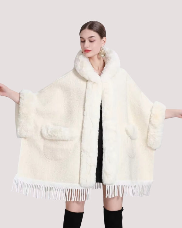 Hochwertiger Luxus Damen Cape Poncho mit Kapuze und Fransen 