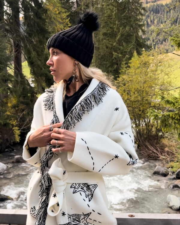 Weisse hochwertige Damen Strickjacke aus Kaschmir und Wolle 