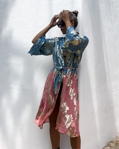 Stilvoller Kimono in Hellgrün-Rosa mit goldenen Stickereien - Festival Boho Kimono 