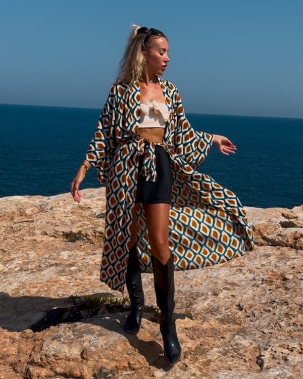 Kimono für Strand, Festival und als Boho Outfit - perfekter Eye-Catcher 