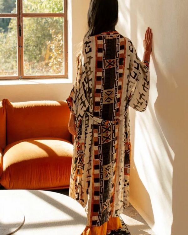 Langer Maxi Kimono mit Bohemian Muster - Unisex Kimono für Damen und Herren